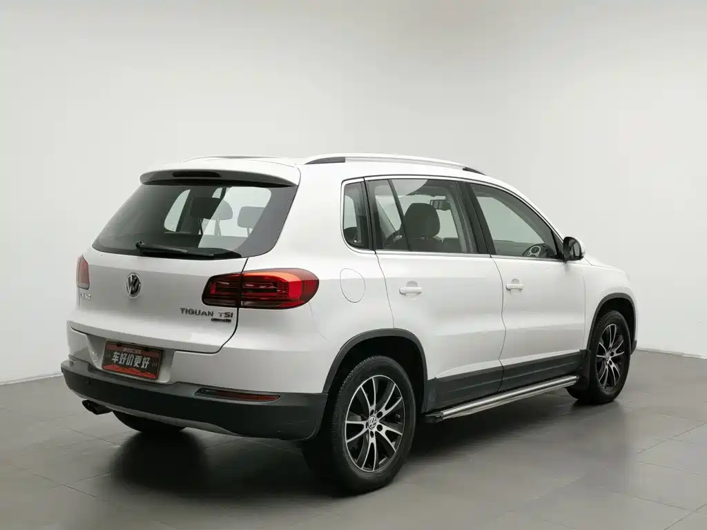 Volkswagen Tiguan 2014 — фото 2