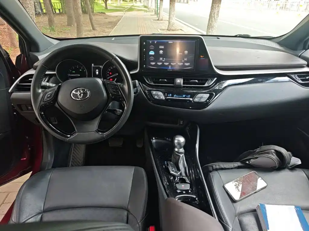 Toyota IZOA 2019 — фото 10
