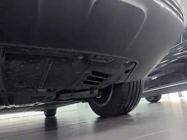 Mercedes-Benz EQE SUV 2023