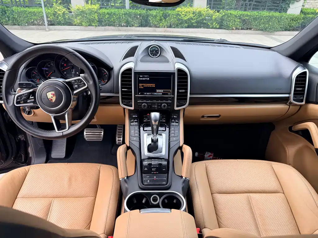 Porsche Cayenne 2015