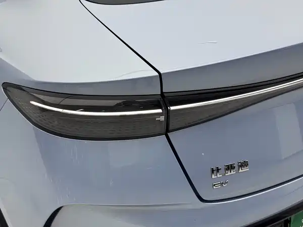 BYD Seal 2022