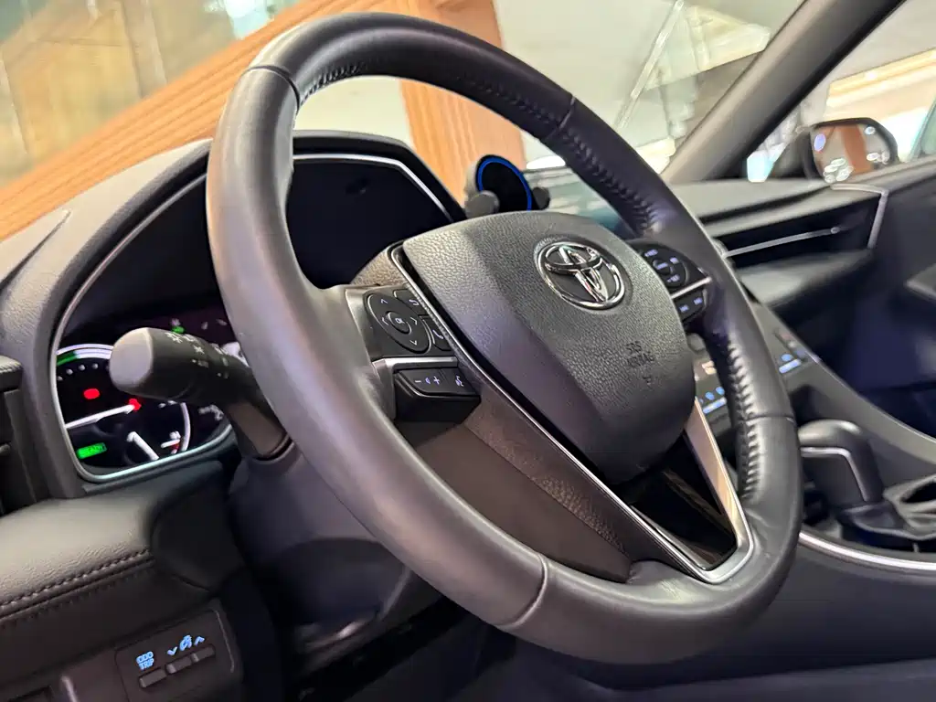 Toyota Avalon 2021 — фото 15