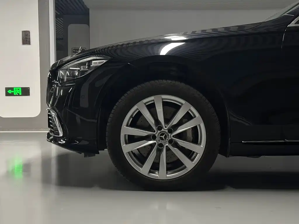 Mercedes-Benz S-Class 2023 — фото 4