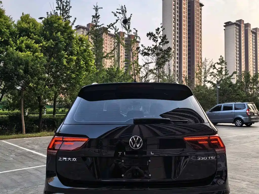 Volkswagen Tiguan L 2021