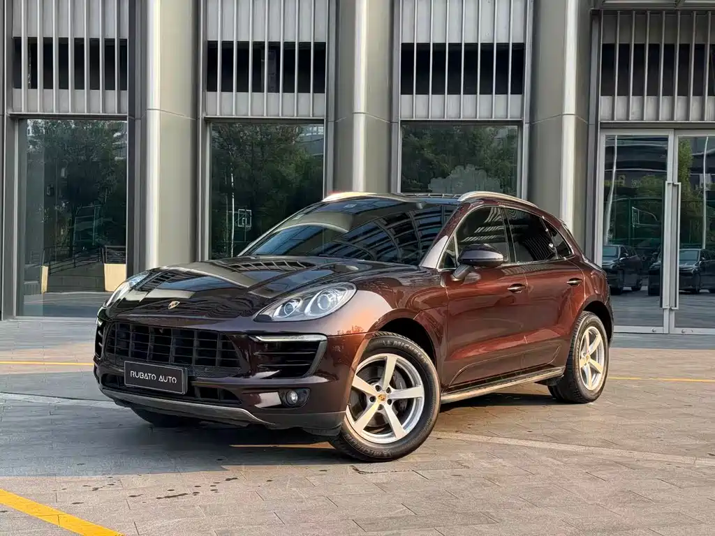 Porsche Macan 2015