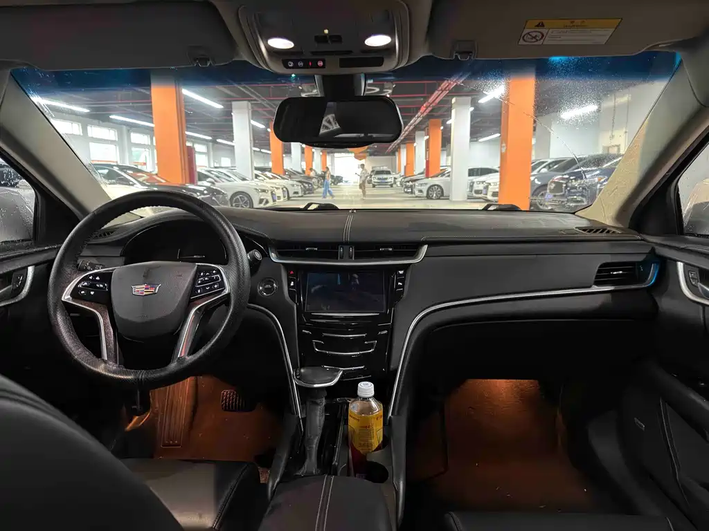 Cadillac XTS 2018 — фото 18