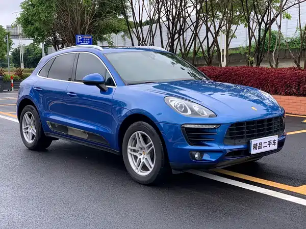 Porsche Macan 2016
