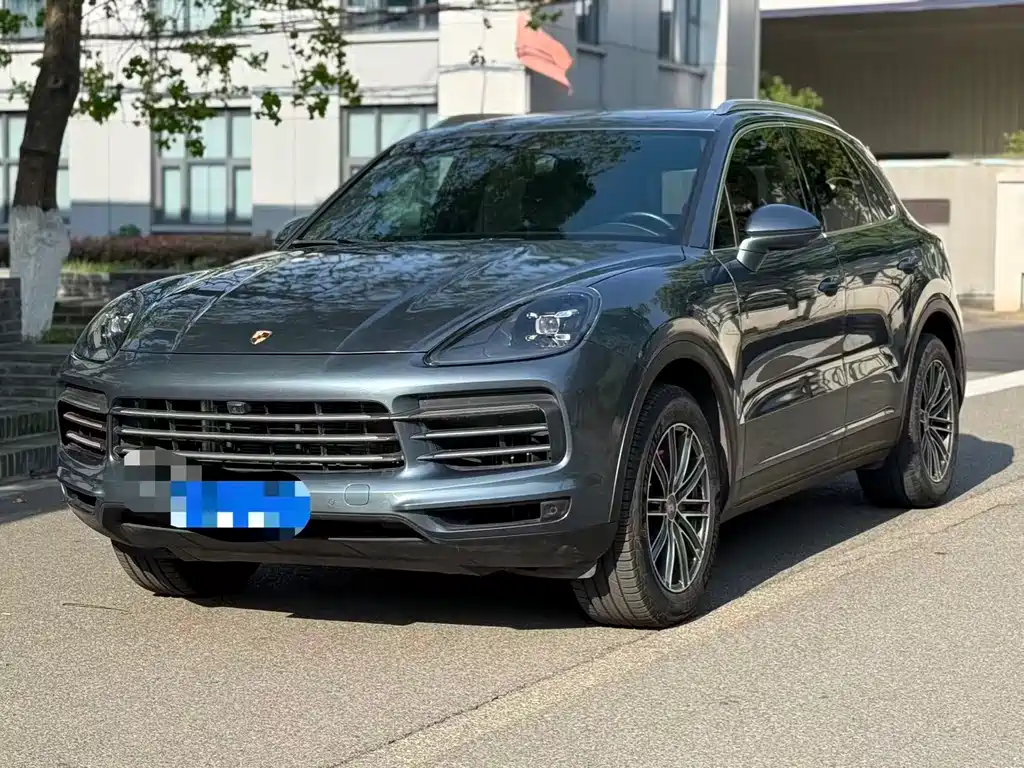 Porsche Cayenne 2018 — фото 1
