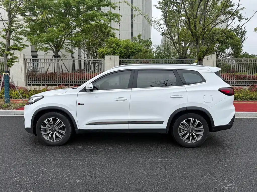 Chery Tiggo 8 2020 — фото 4