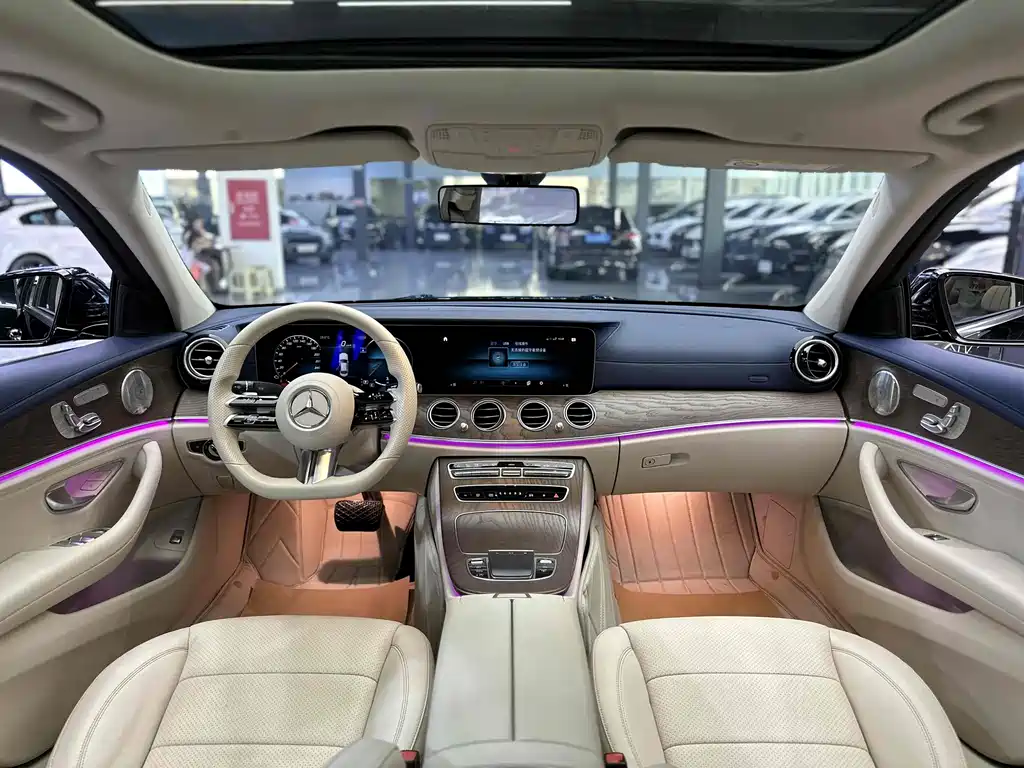 Mercedes-Benz E-Class 2022 — фото 4