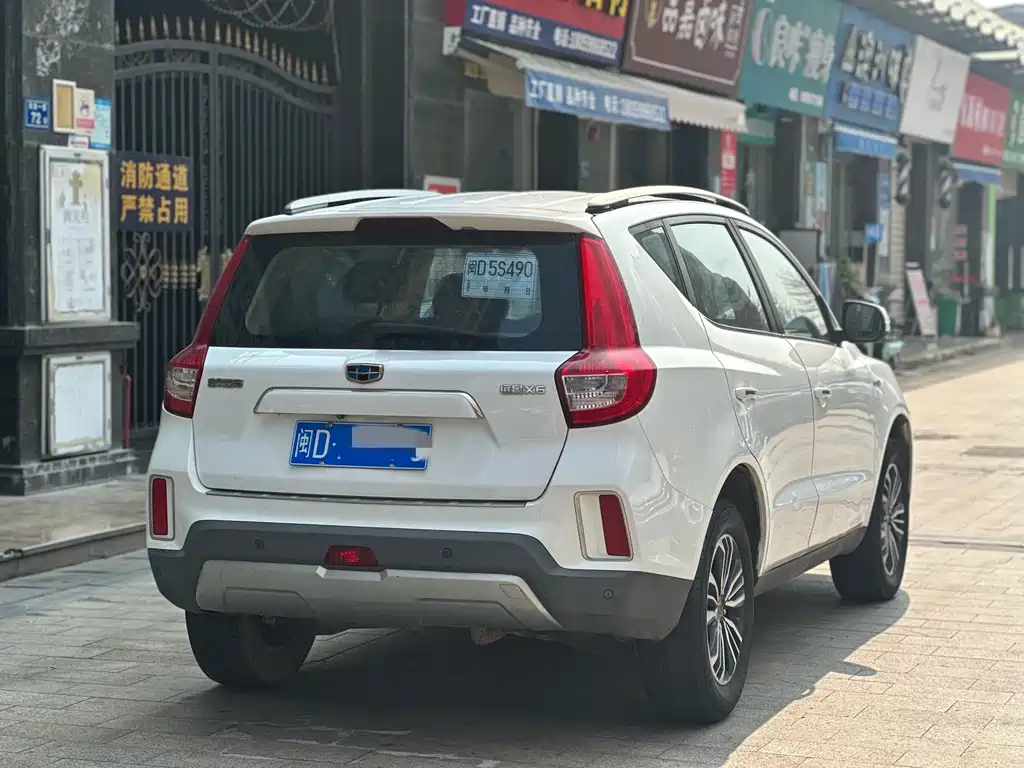 Geely Vision X6 2018 — фото 5