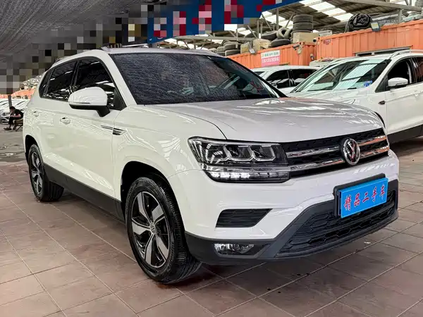 Volkswagen Tharu 2020