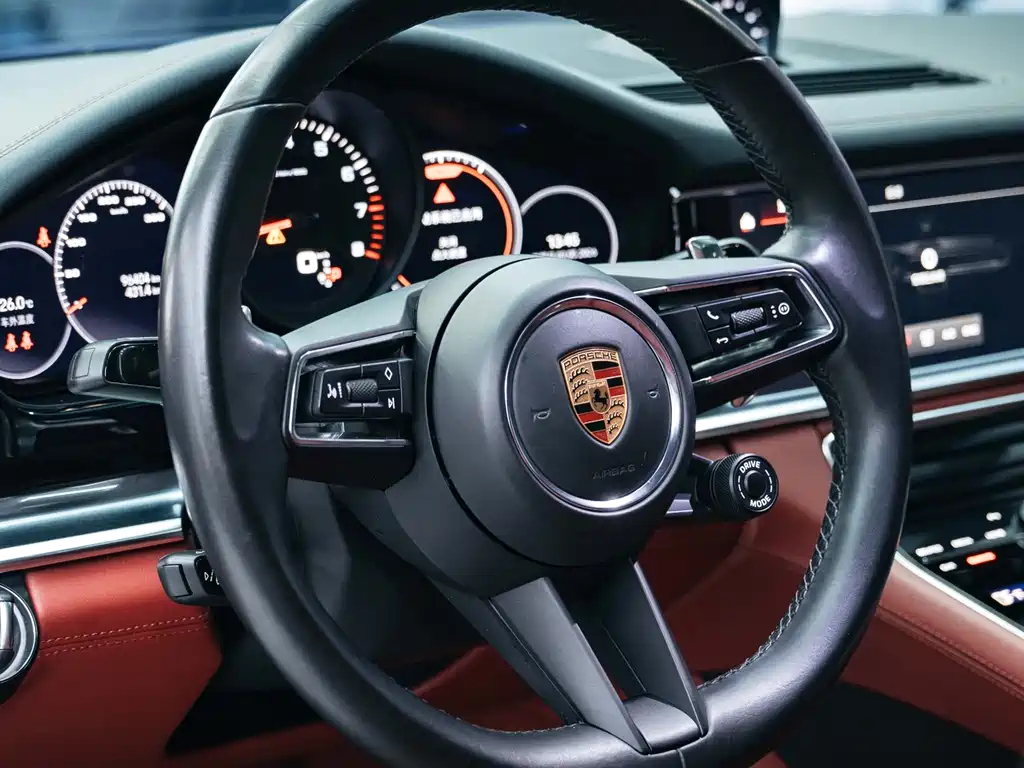 Porsche Panamera 2022 — фото 16