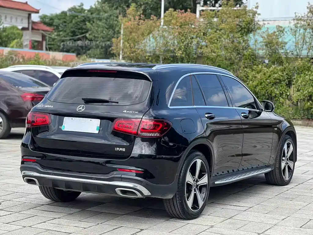 Mercedes-Benz GLC 2022 — фото 10