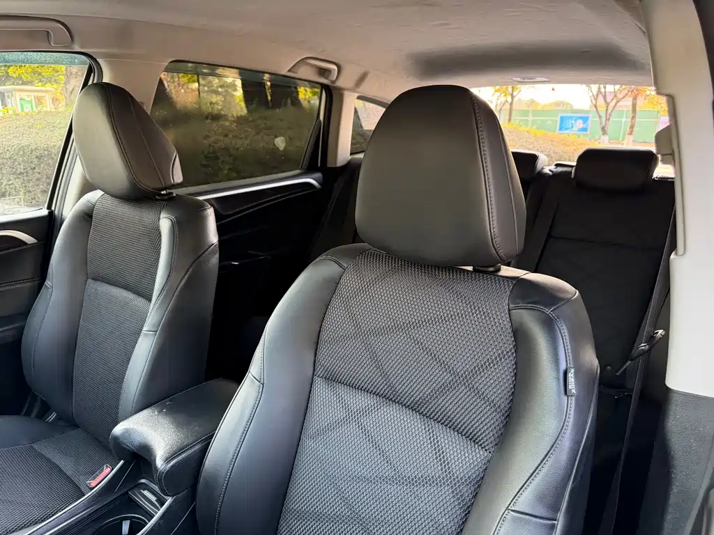 Honda Jade 2013