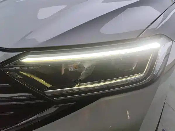 Volkswagen Sagitar 2024