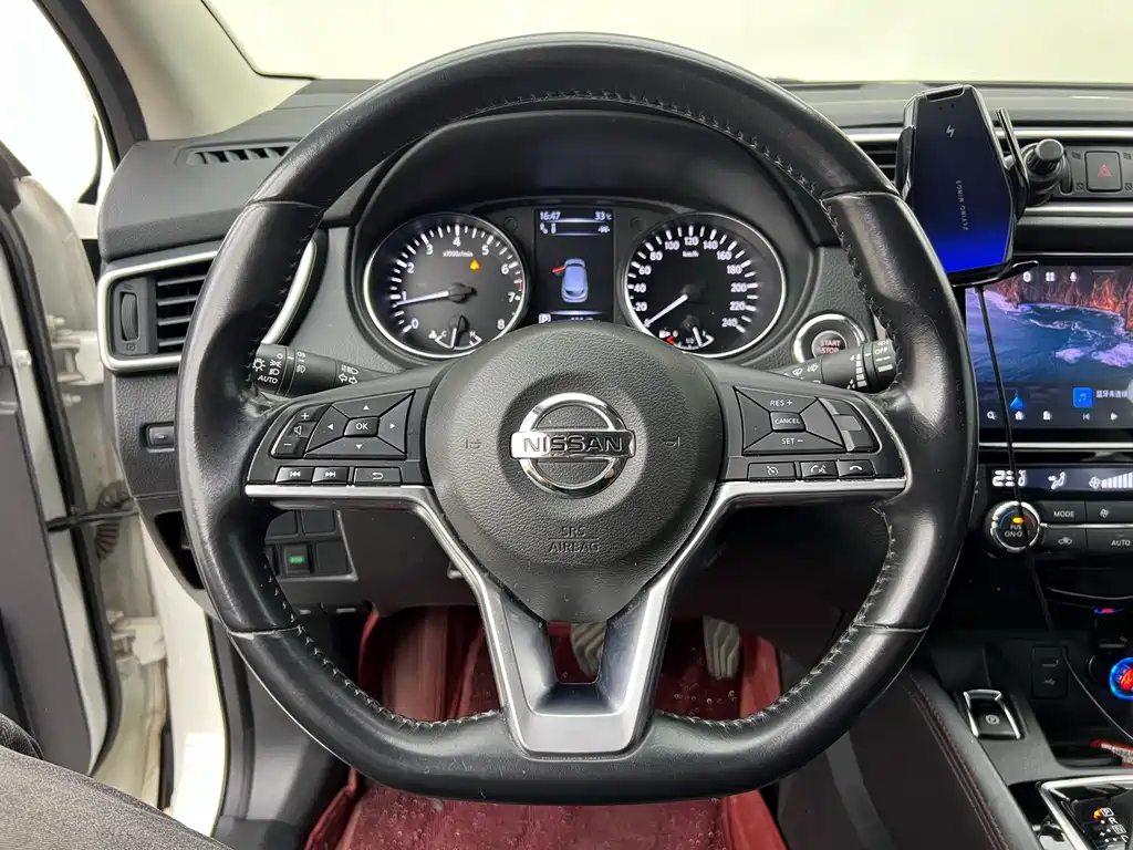 Nissan Qashqai 2021 — фото 15