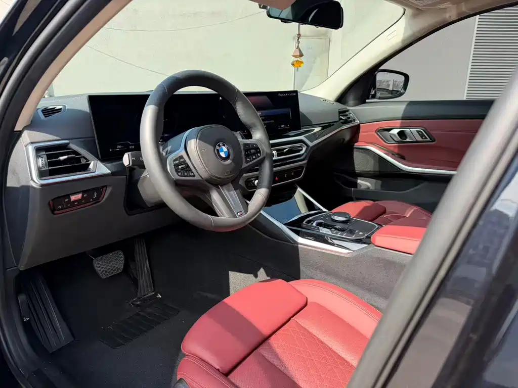 BMW 3 Series 2023