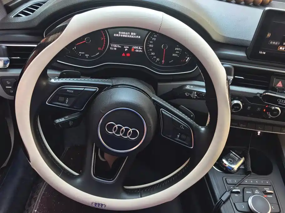 Audi A4L 2019 — фото 15