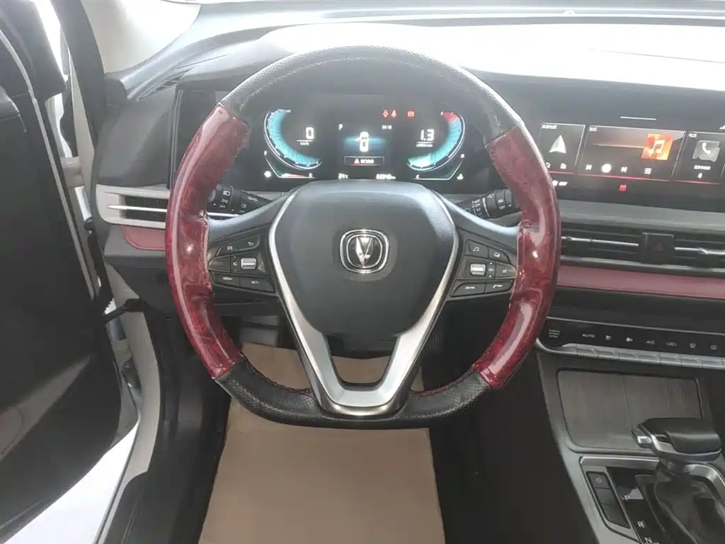 Changan CS55PLUS 2019 — фото 11
