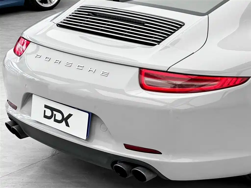 Porsche 911 2016 — фото 6