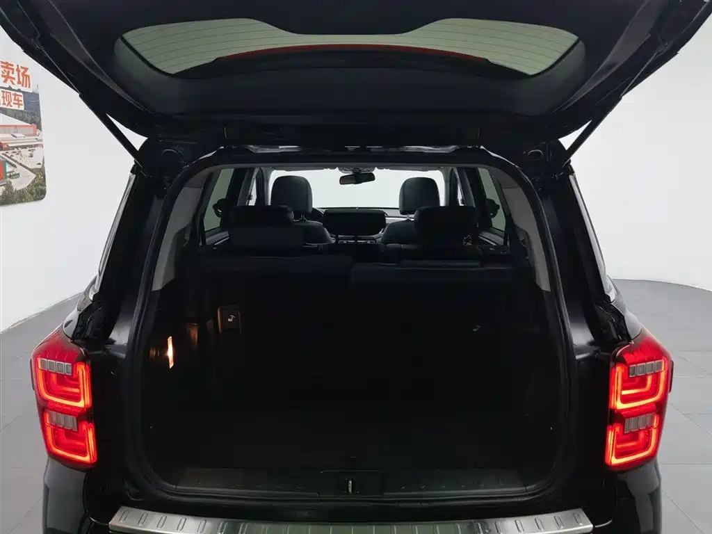 GAC Motor Trumpchi GS8 2019 — фото 16