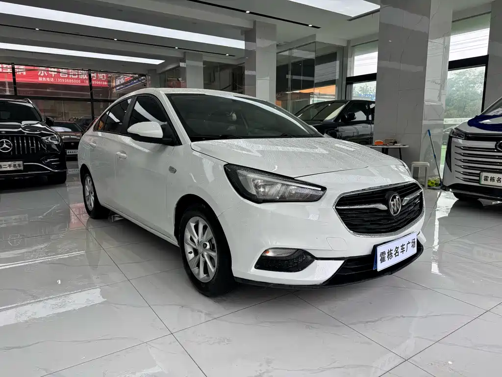 Buick Excelle 2018 — фото 3
