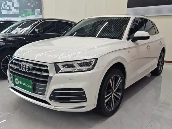 Audi Q5L 2020