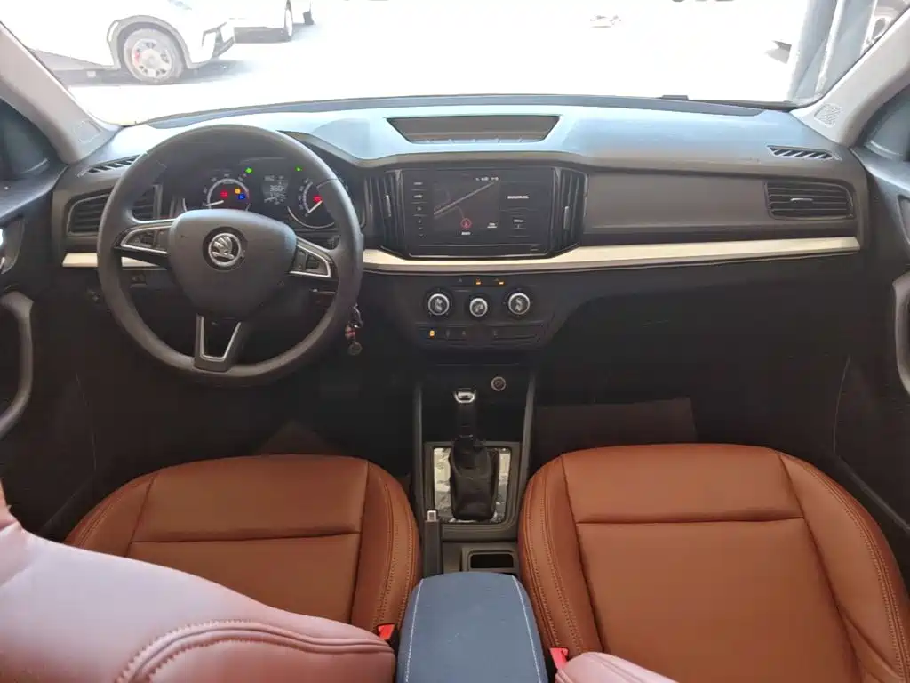 Skoda Kamiq 2021 — фото 10