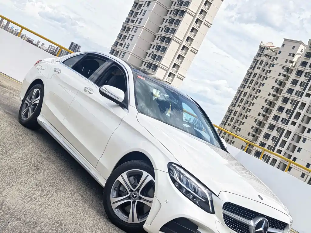 Mercedes-Benz C-Class 2020 — фото 3
