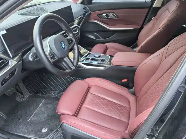 BMW i3 2023