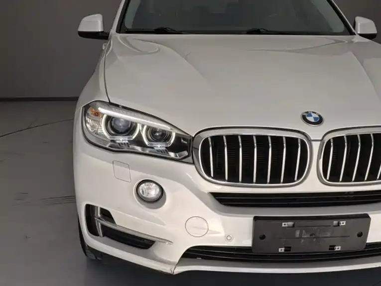 BMW X5 2018 — фото 22