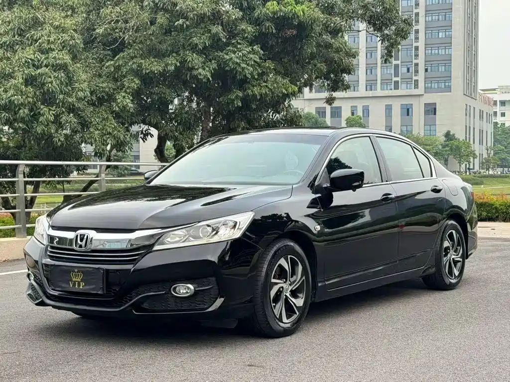 Honda Accord 2017 — фото 3