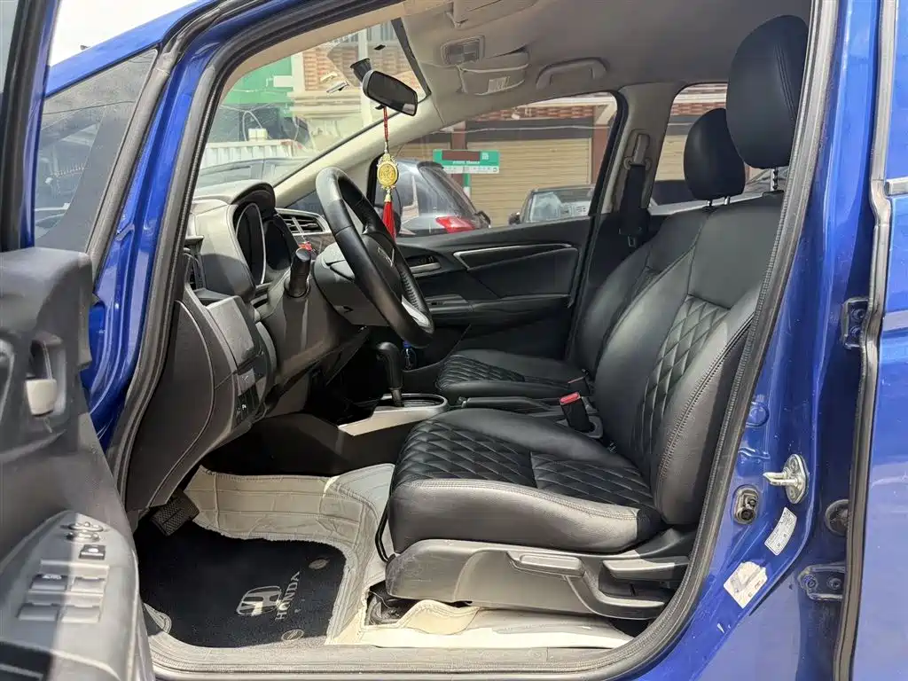 Honda Fit 2015 — фото 5