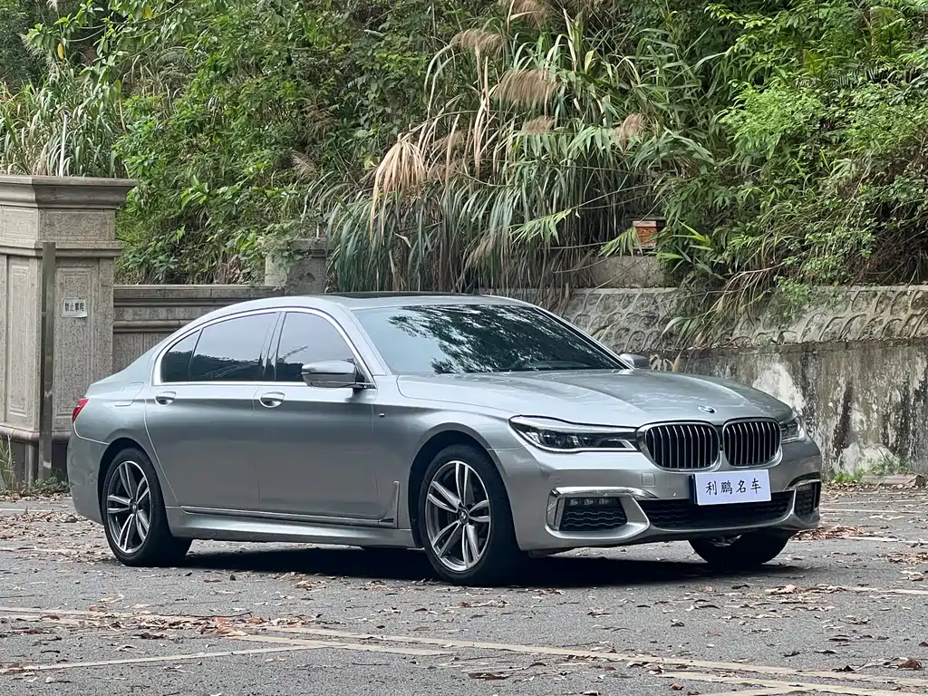 BMW 7 Series 2019 — фото 3