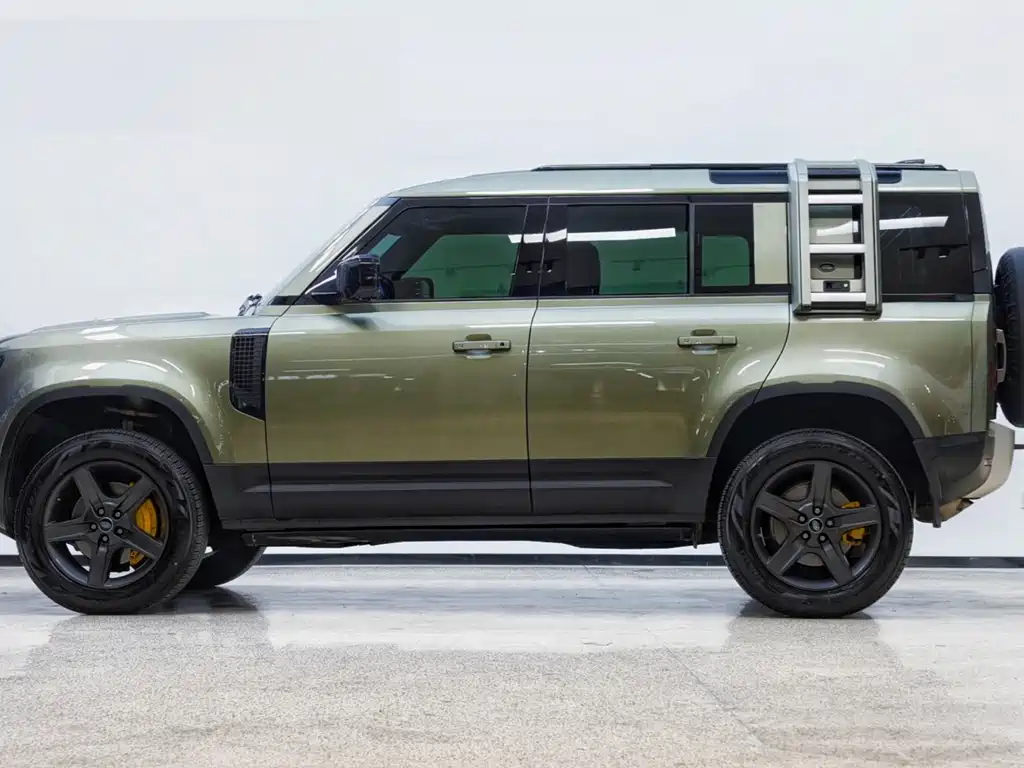 Land Rover Defender 2021 — фото 4