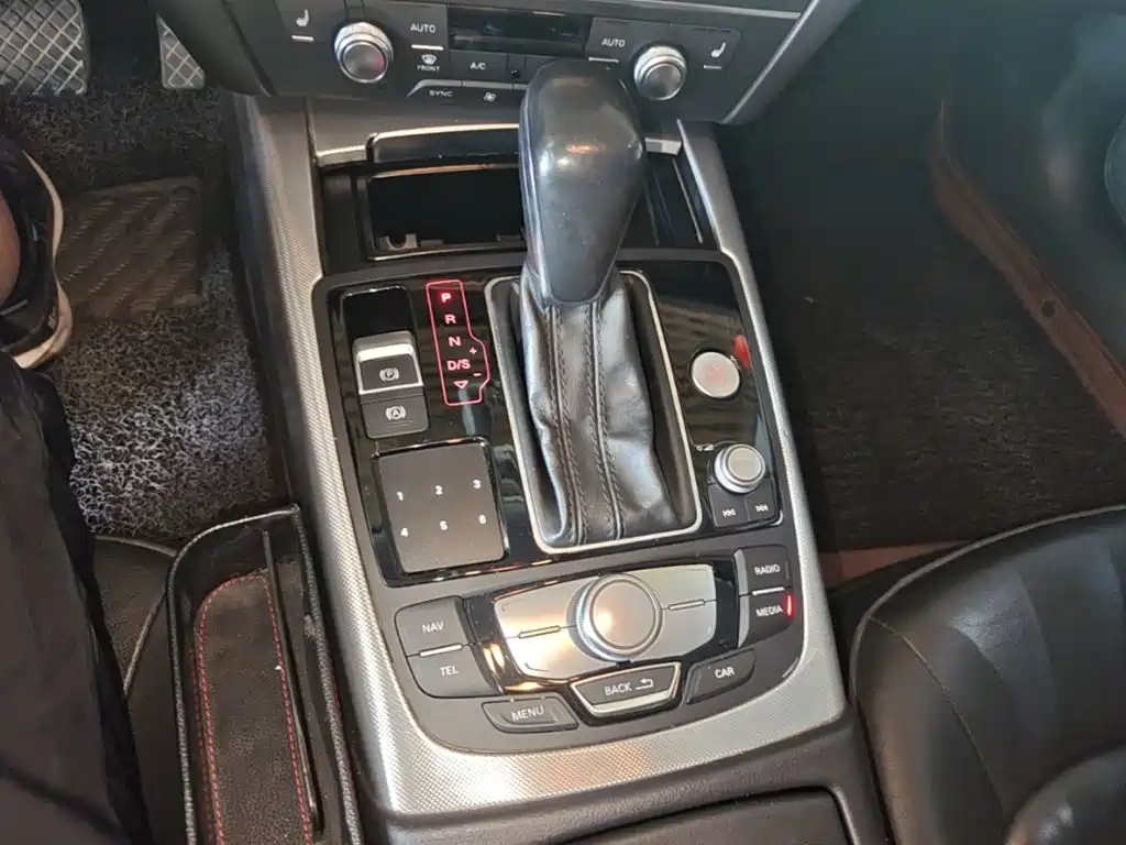 Audi A6L 2017 — фото 14