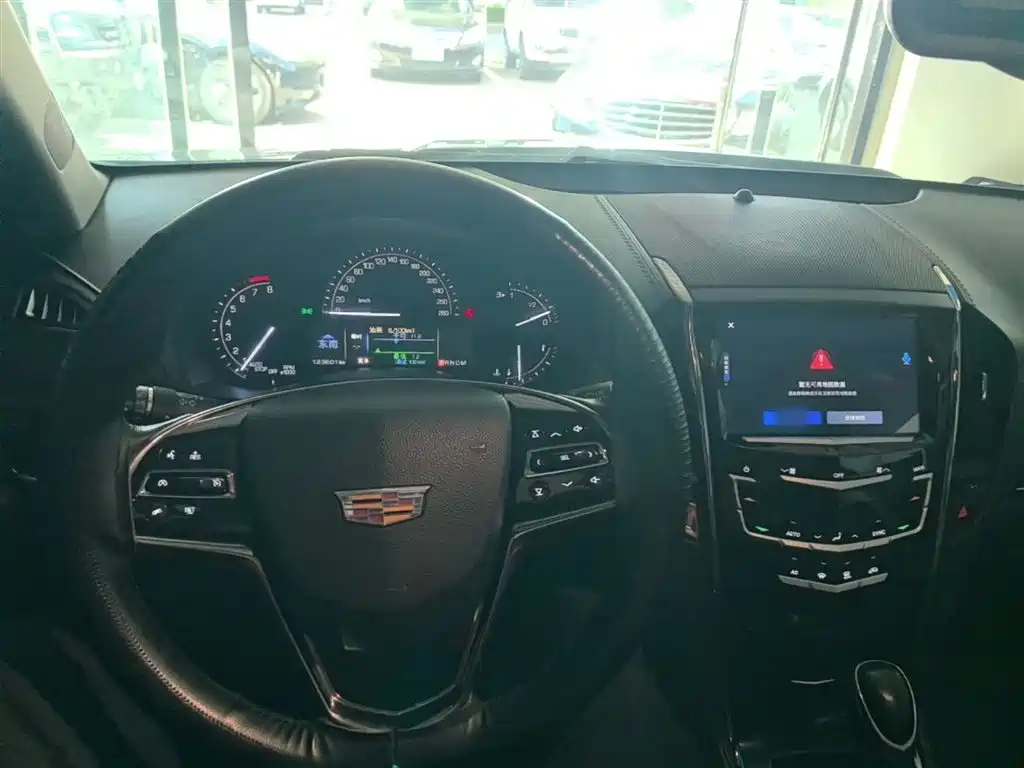 Cadillac ATS-L 2018 — фото 10