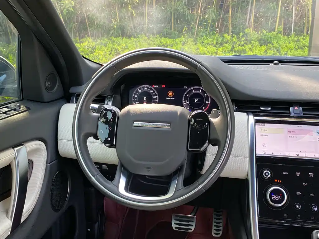 Land Rover Discovery Sport 2021 — фото 15