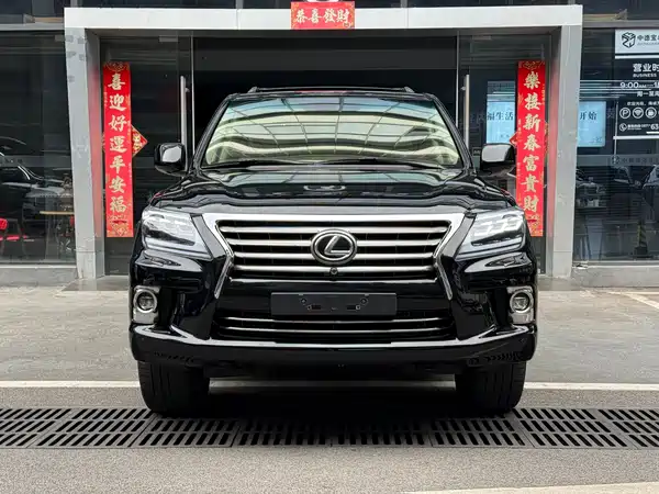 Lexus LX 2009