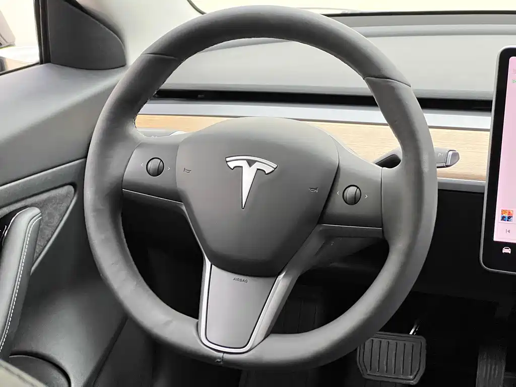 Tesla Model 3 2020 — фото 26