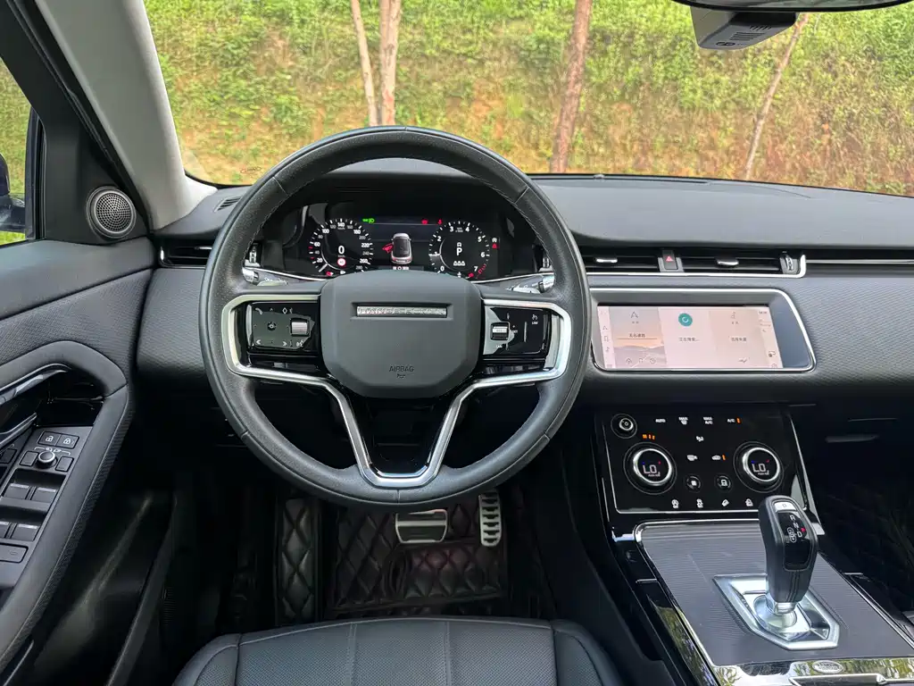 Land Rover Evoque 2022 — фото 25