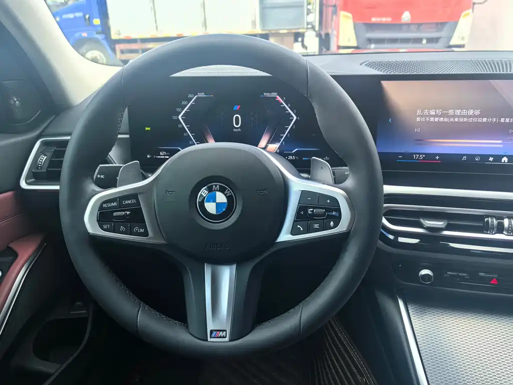 BMW 3 Series 2023 — фото 10