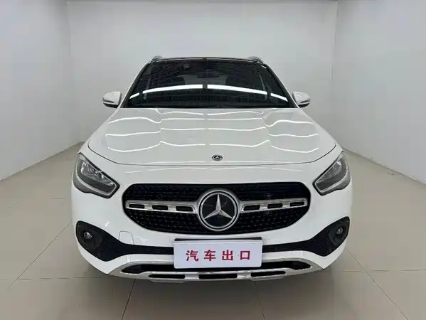 Mercedes-Benz GLA 2021