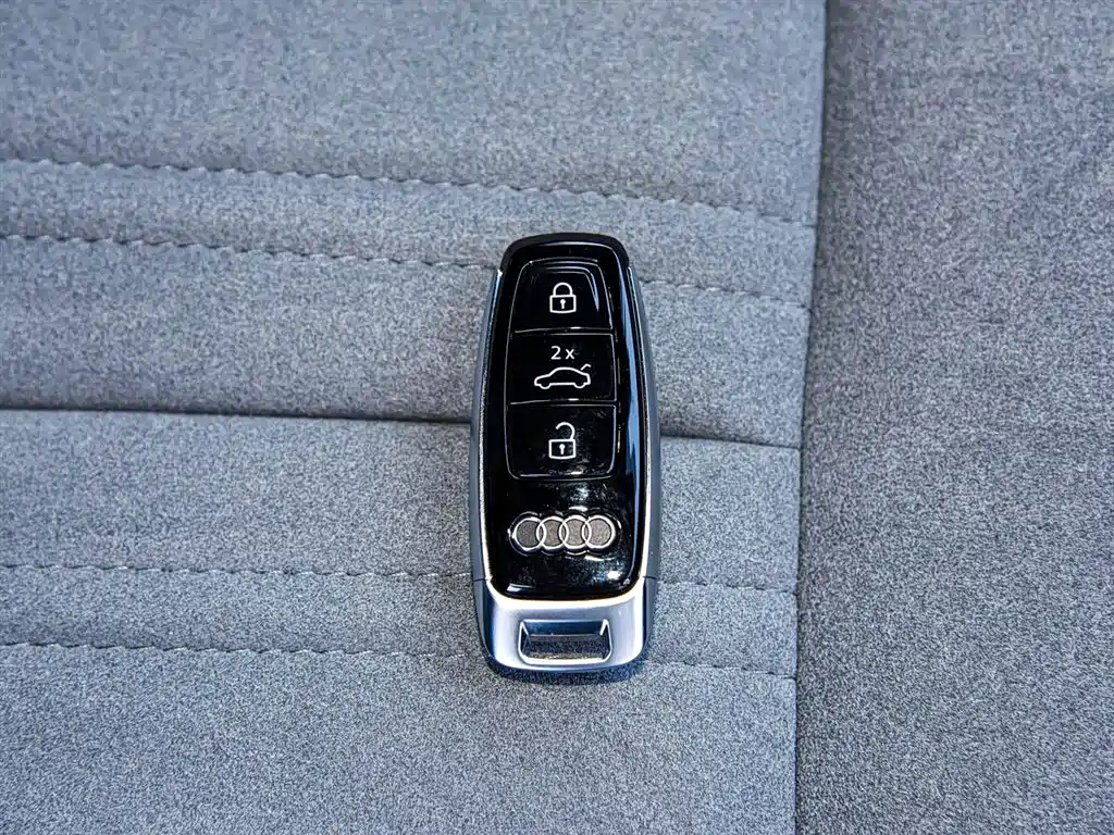 Audi A6L 2023 — фото 18