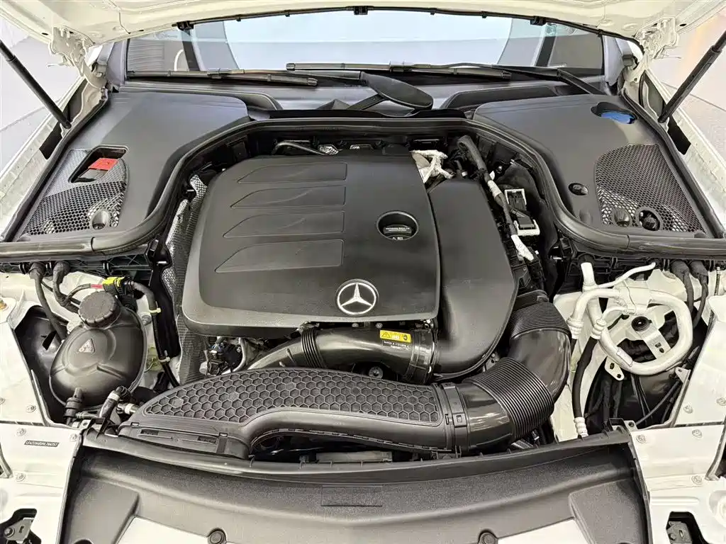 Mercedes-Benz E-Class 2022 — фото 15