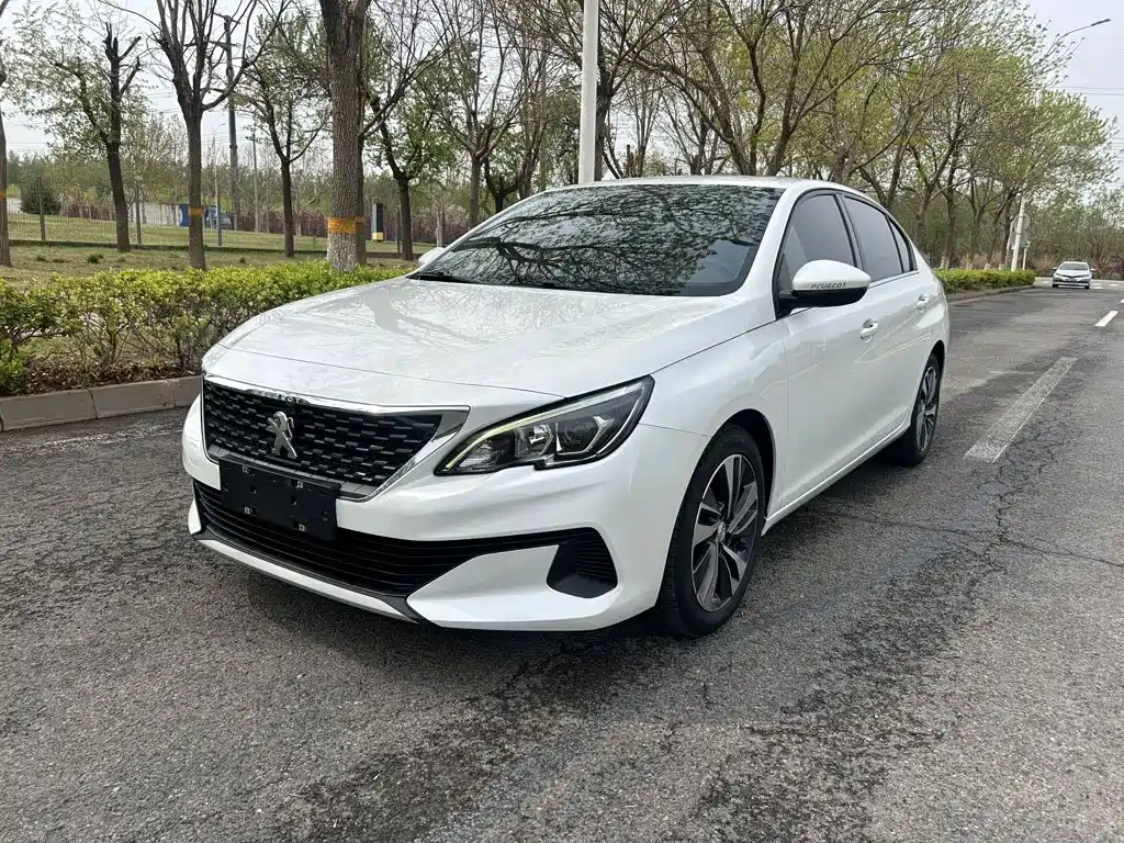 Peugeot 408 2021 — фото 1