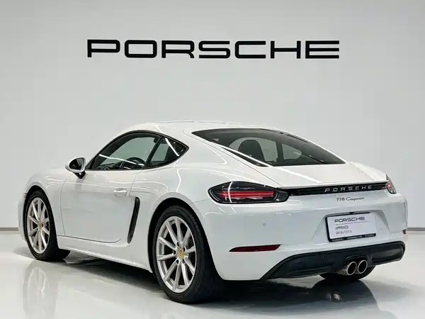 Porsche 718 2017