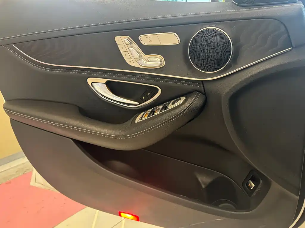 Mercedes-Benz C-Class 2019 — фото 8