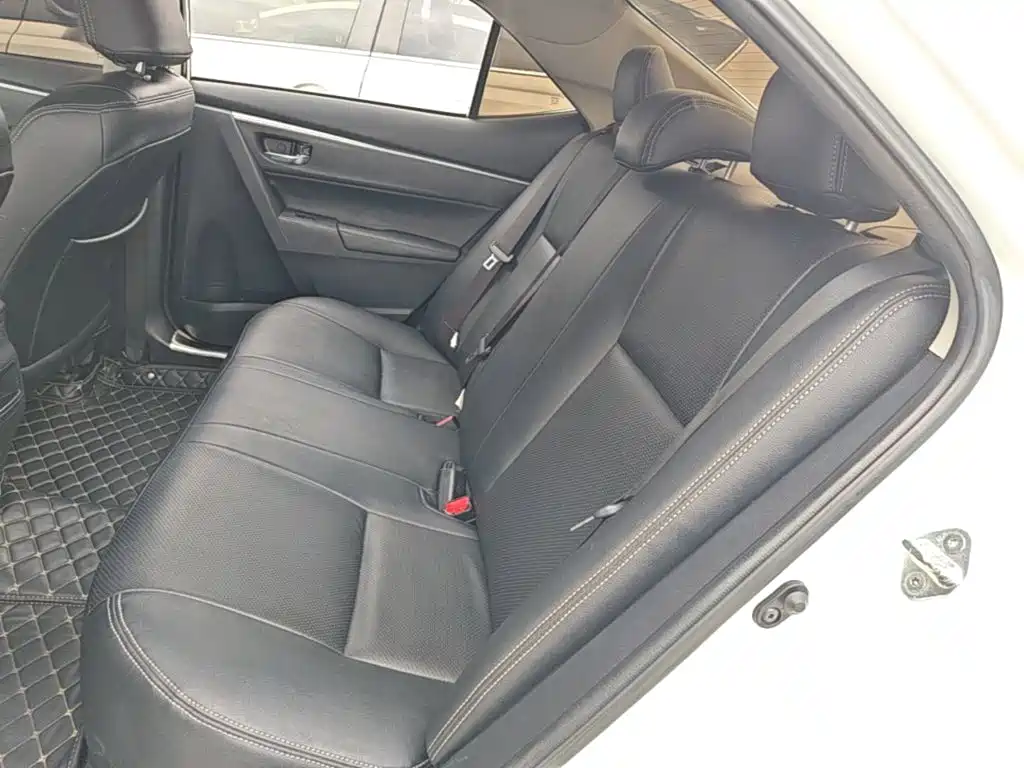 Toyota Corolla 2016 — фото 17